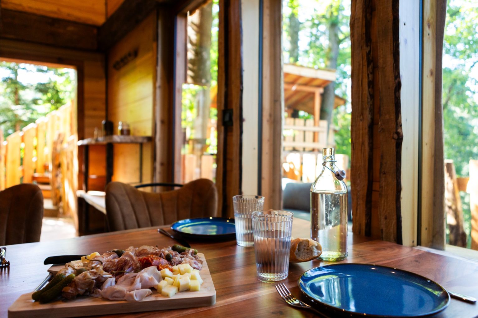 gites-insolites-hd-cabane-arbres-16-photo-carine-domaine-de-la-forestiere-gite-alsace