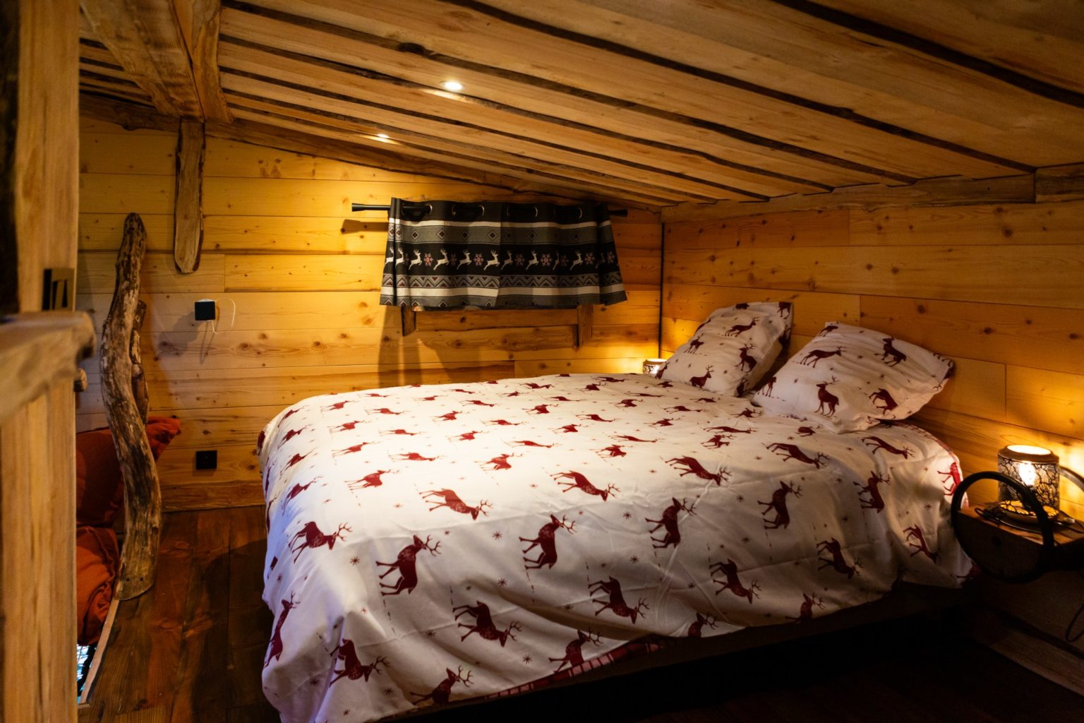 gites-insolites-hd-cabane-arbres-6-photo-carine-domaine-de-la-forestiere-gite-alsace